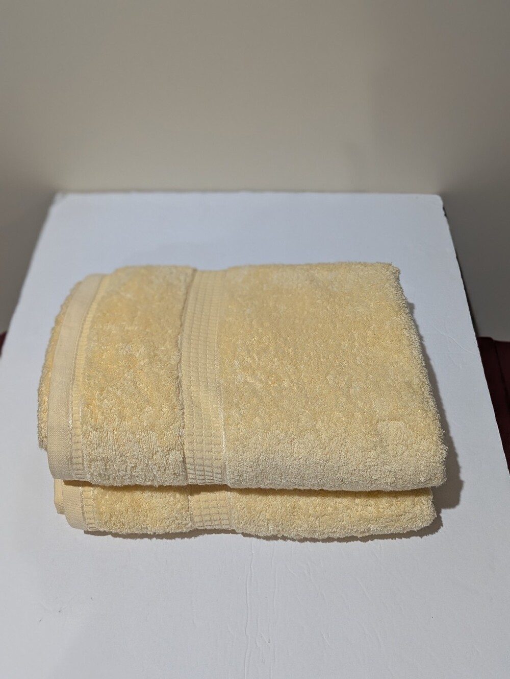 NEW Lot Of 2 Bianca Premium Very Soft Cotton Bath Towels - Light Yellow